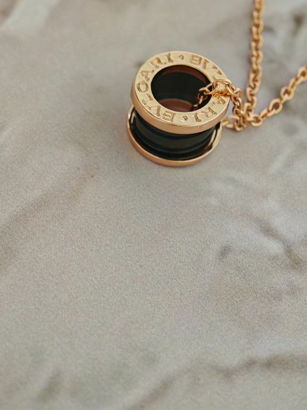 Bvlgari B.zero1 Classic Black Ceramic Rose Gold Chain Necklace Original Box Incl - Picture 3 of 8